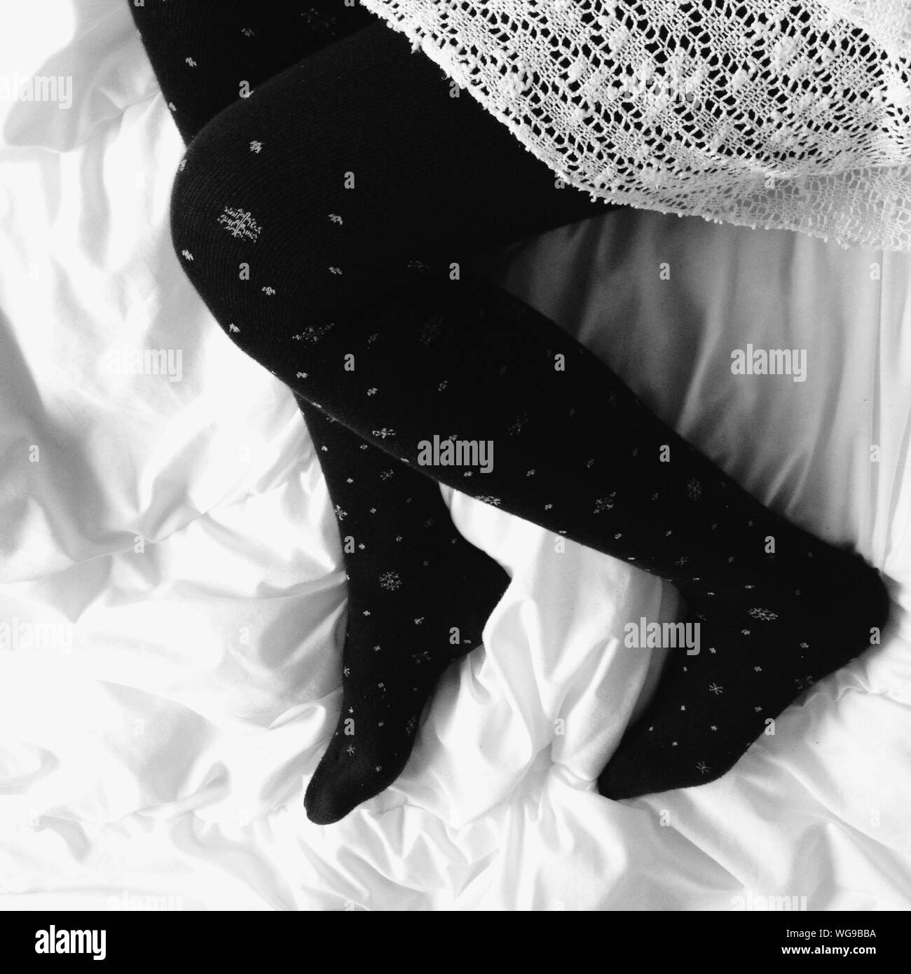 Female Legs With Pantyhose Black And White Stock Photos Images Alamy 2-pack-pantyhose-black-only