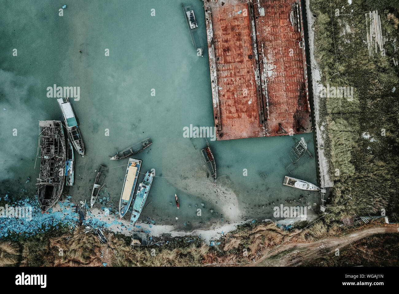 Drone boat hi-res stock photography and images - Alamy
