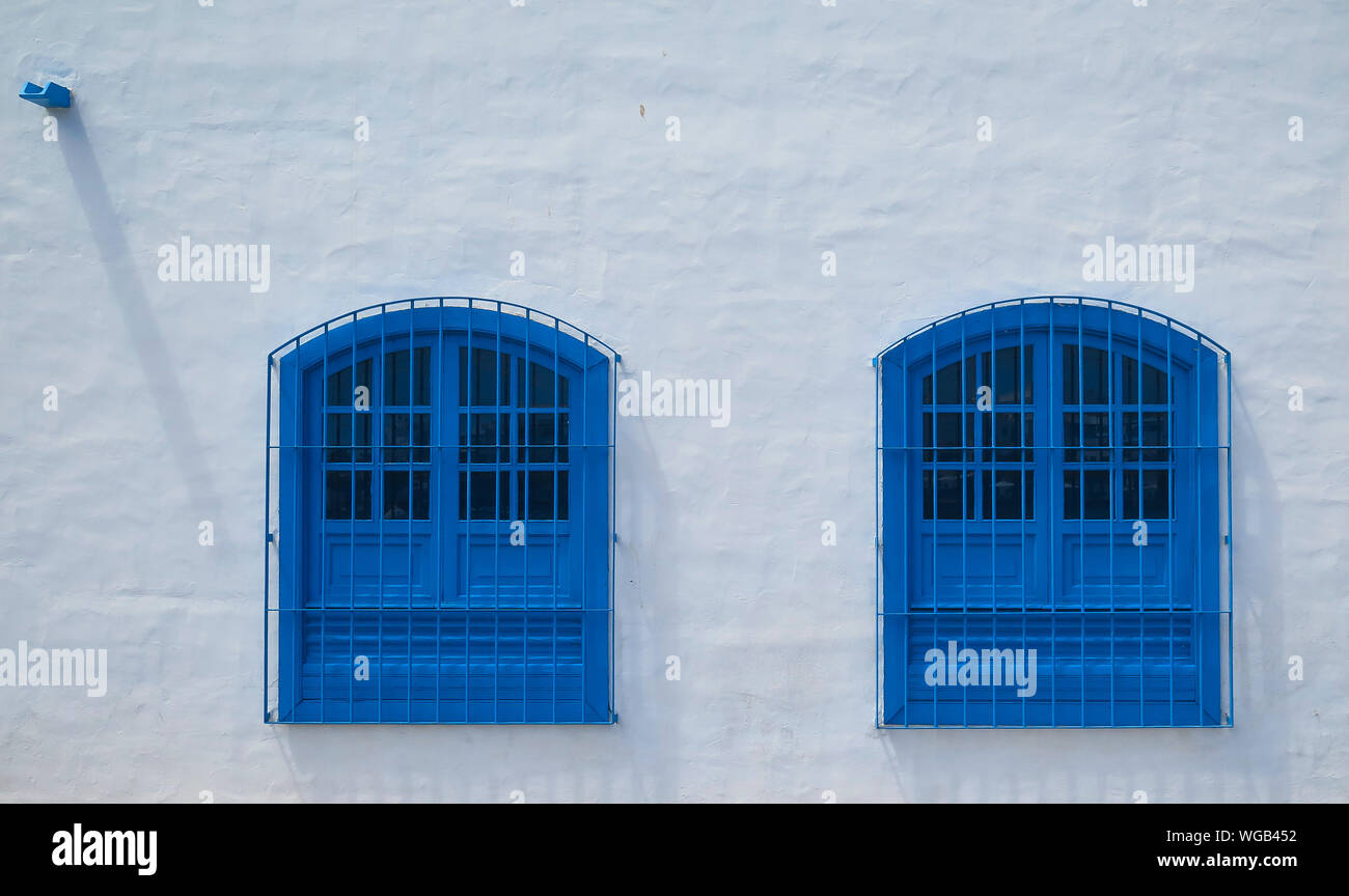 Blue and white windows hi-res stock photography and images - Alamy
