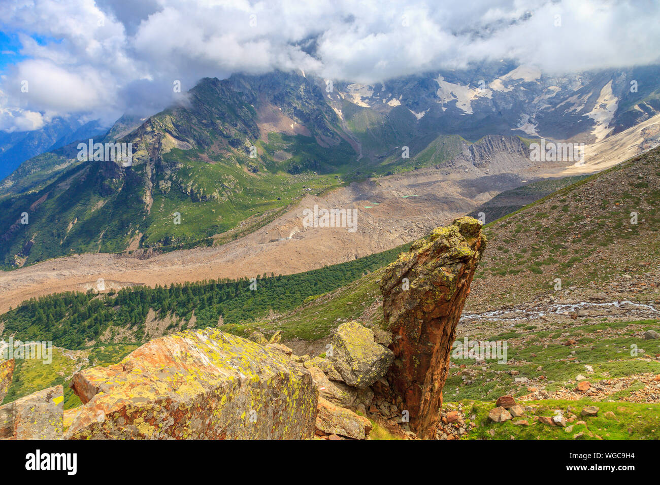 Piedmont glacier hires stock photography and images Alamy