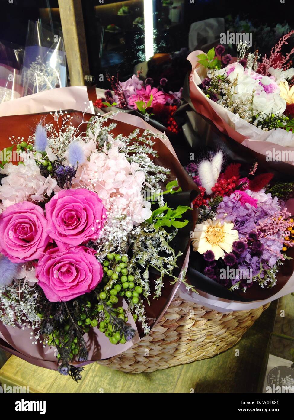 Full baskets hires stock photography and images Alamy