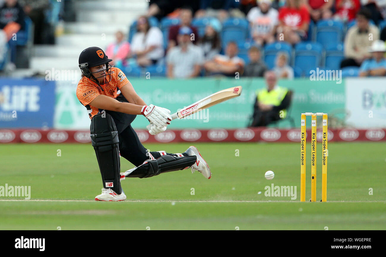 Southern Vipers Suzie Bates in action during Kia Super League final at the 1st Central County Ground, Hove. Stock Photo