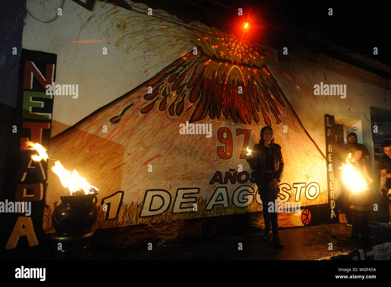 Nejapa, El Salvador. 1st Sep, 2019. People celebrate the Bolas de Fuego