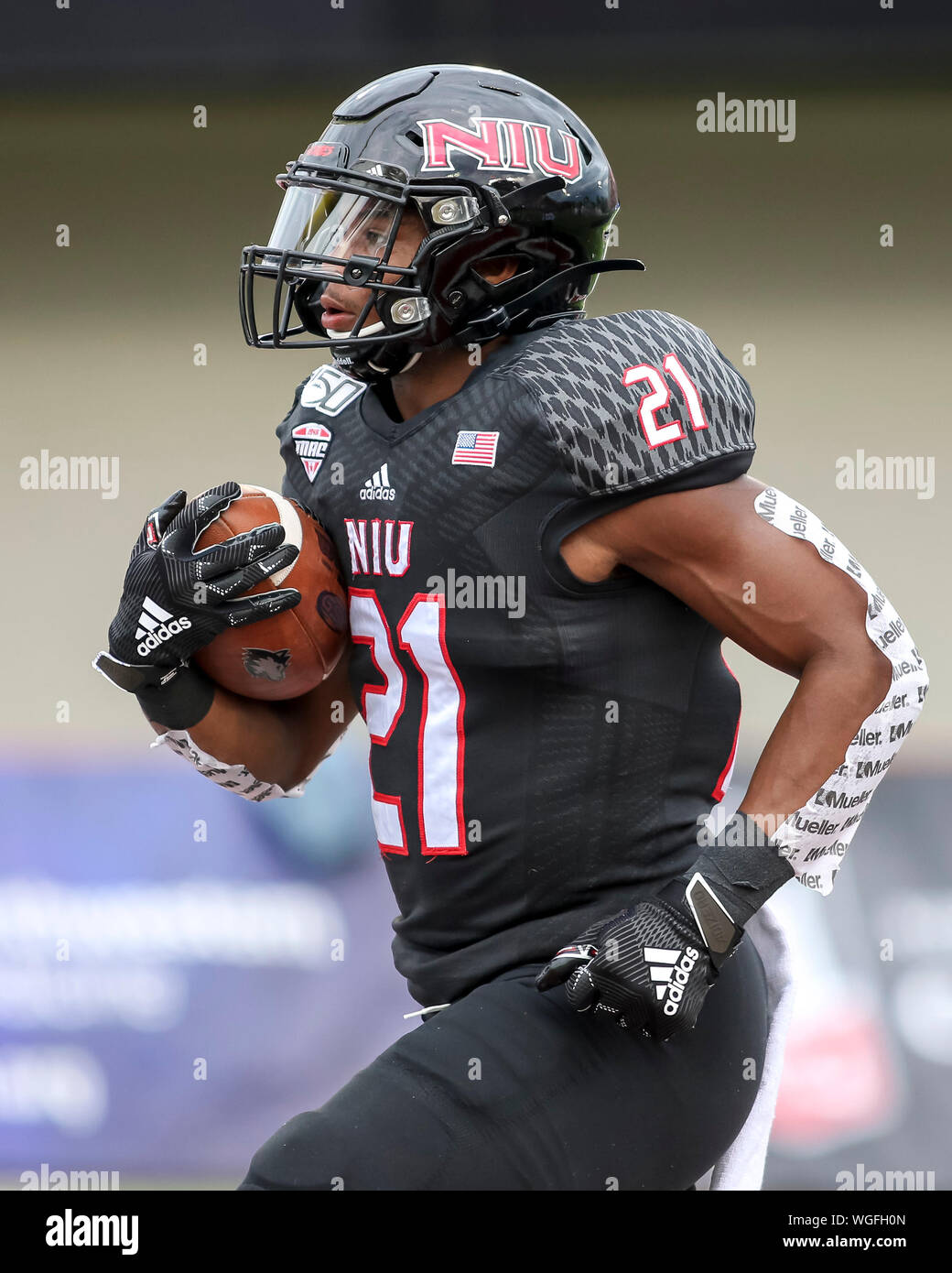 Saturday Aug 31st- Huskies running back Marcus Jones (21)during warmups before their NCAA football game vs the Illinois State University Redbirds at Huskie Stadium in DeKalb, IL Stock Photo