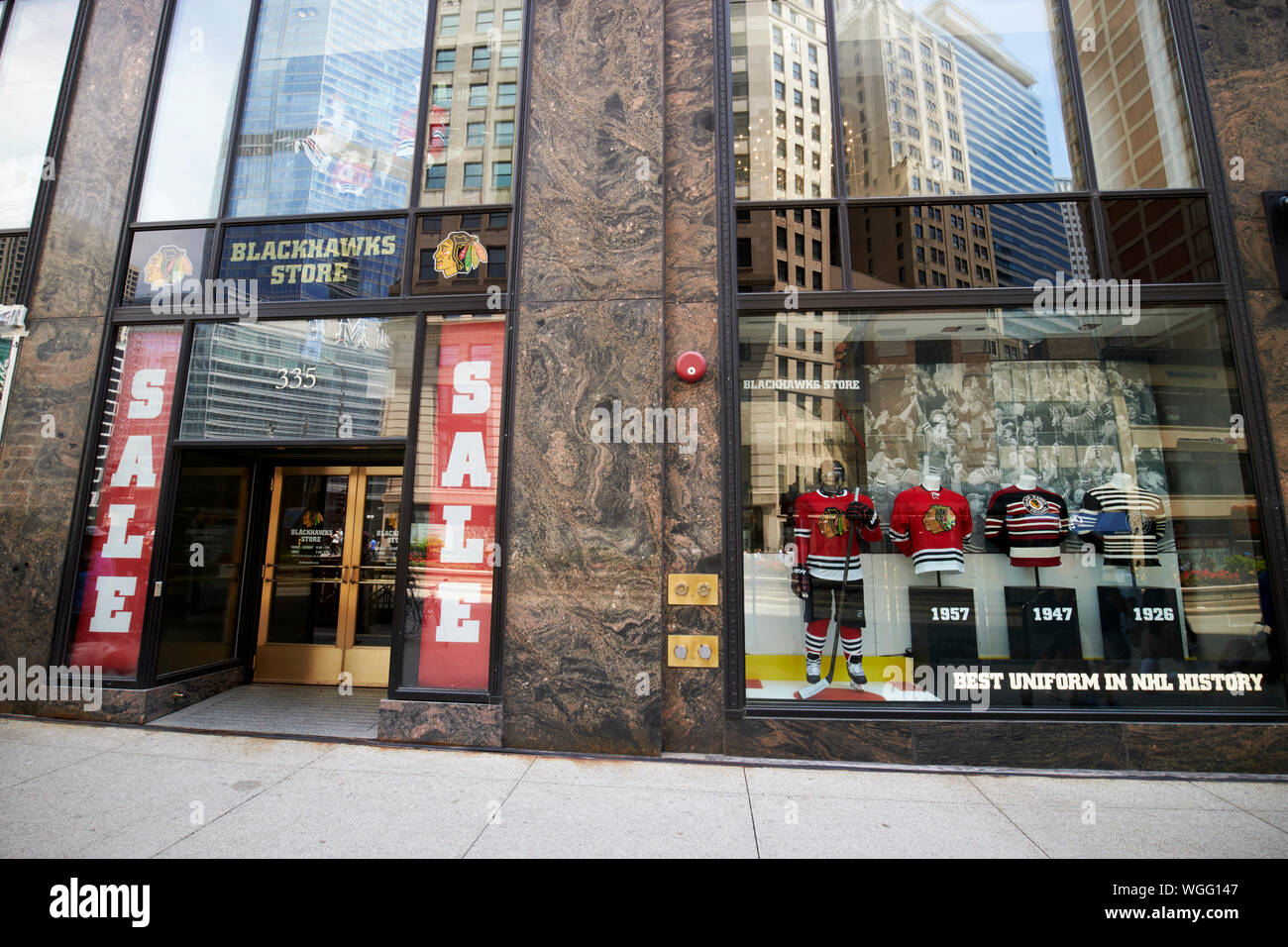 NHL hockey hats & scarves for sale at the NHL store on Avenue of the  Americas in Midtown Manhattan, New York City Stock Photo - Alamy