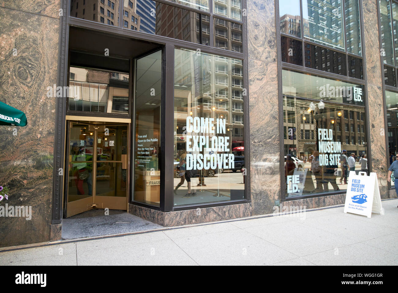 field museum pop-up dig site 333 north michigan chicago illinois united states of america Stock Photo