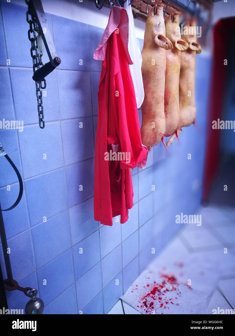 Clothes Hanging Bathroom High Resolution Stock Photography And Images Alamy
