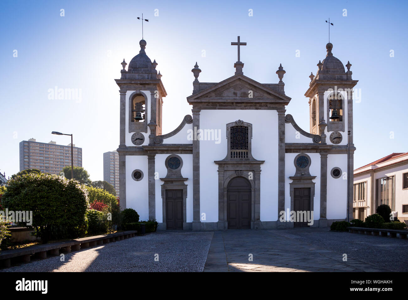 Church Igreja Paroquial de Leça da Palmeira. White facade and dark ...