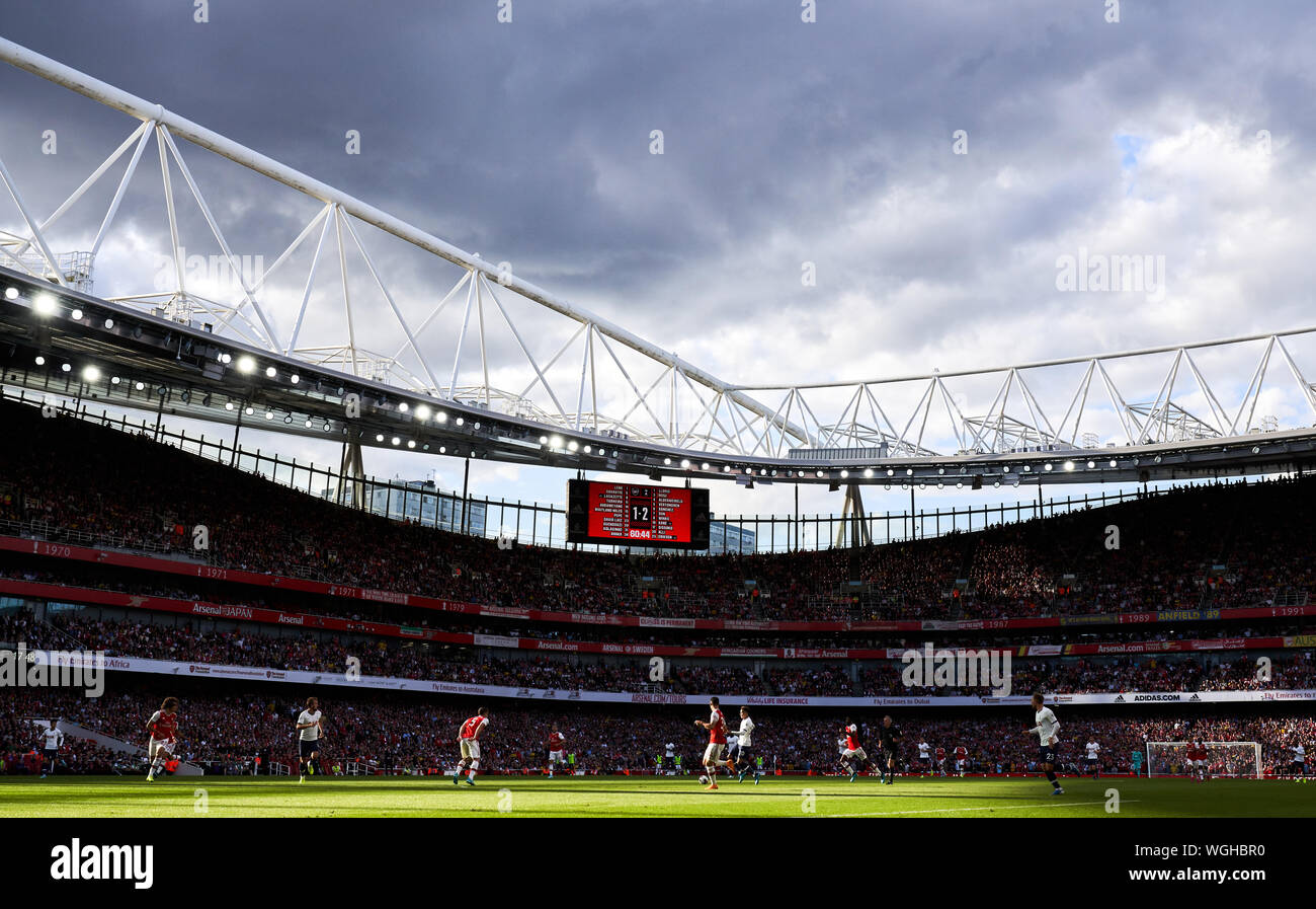 Tottenham hotspurs dele alli runs arsenal players hires stock