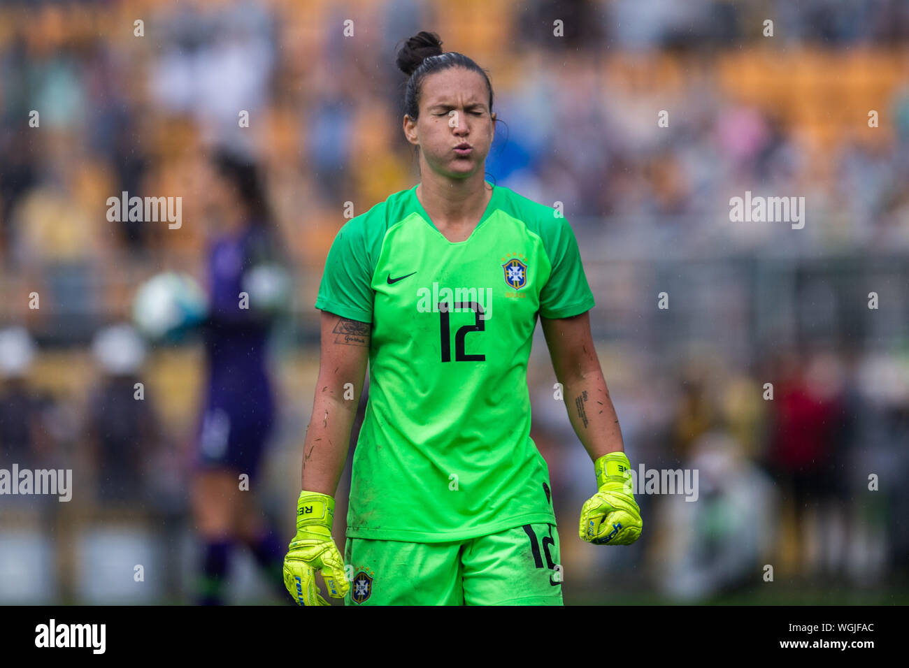 SÃO PAULO, SP - 01.09.2019: BRAZIL X CHILE - Brazil goalkeeper Aline Reis, even with perfect performance in the penalty shootout, could not guarantee the victory of Brazil. Uber Women'ccer Cup Cup - Chilean national team wins the Brazilian women&am9;s soccer team on penalties after a 0-0 dra draw in normal time. With a lot of rain, which disrupted the football of both teams, and with audience of 15,047 paying and income of $ 174,073.00. The match took place this Sunday, September 1st, 2019, at Pacaembu Stadium, in São Paulo. (Photo: Van Campos/Fotoarena) Stock Photo