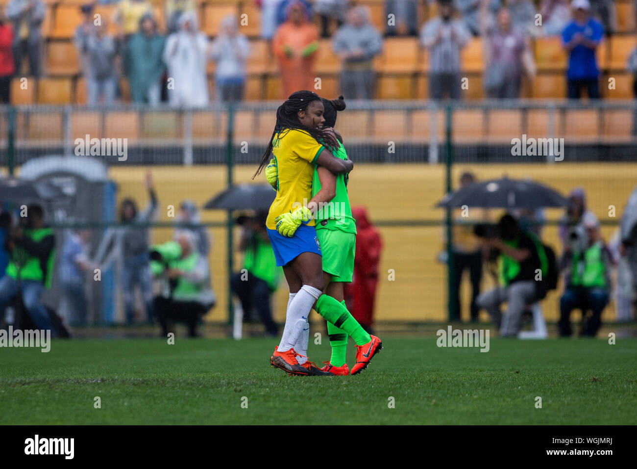 SÃO PAULO, SP - 01.09.2019: BRAZIL X CHILE - Ludmila comforts goalkeeper Aline Reis after the defeat to Chile. Uber Women&#3Soccer Cup Cup - Chilean national team wins the Brazilian women's soccer team on penalties after a 0-0 d-0 draw in normal time. With a lot of rain, which disrupted the football of both teams, and with audience of 15,047 paying and income of $ 174,073.00. The match took place this Sunday, September 1st, 2019, at Pacaembu Stadium, in São Paulo. (Photo: Van Campos/Fotoarena) Stock Photo