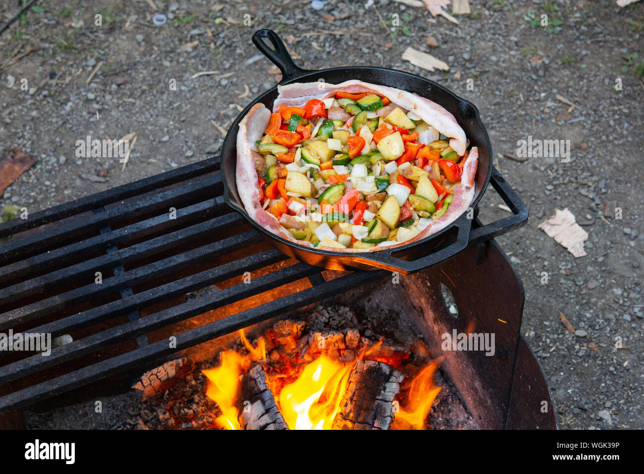 Cast iron grill india hi-res stock photography and images - Alamy