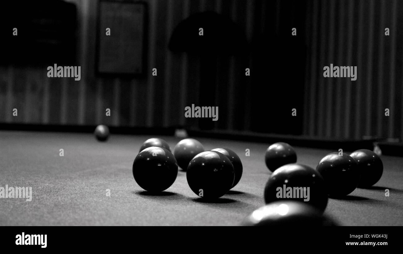 Snooker balls table hires stock photography and images Alamy