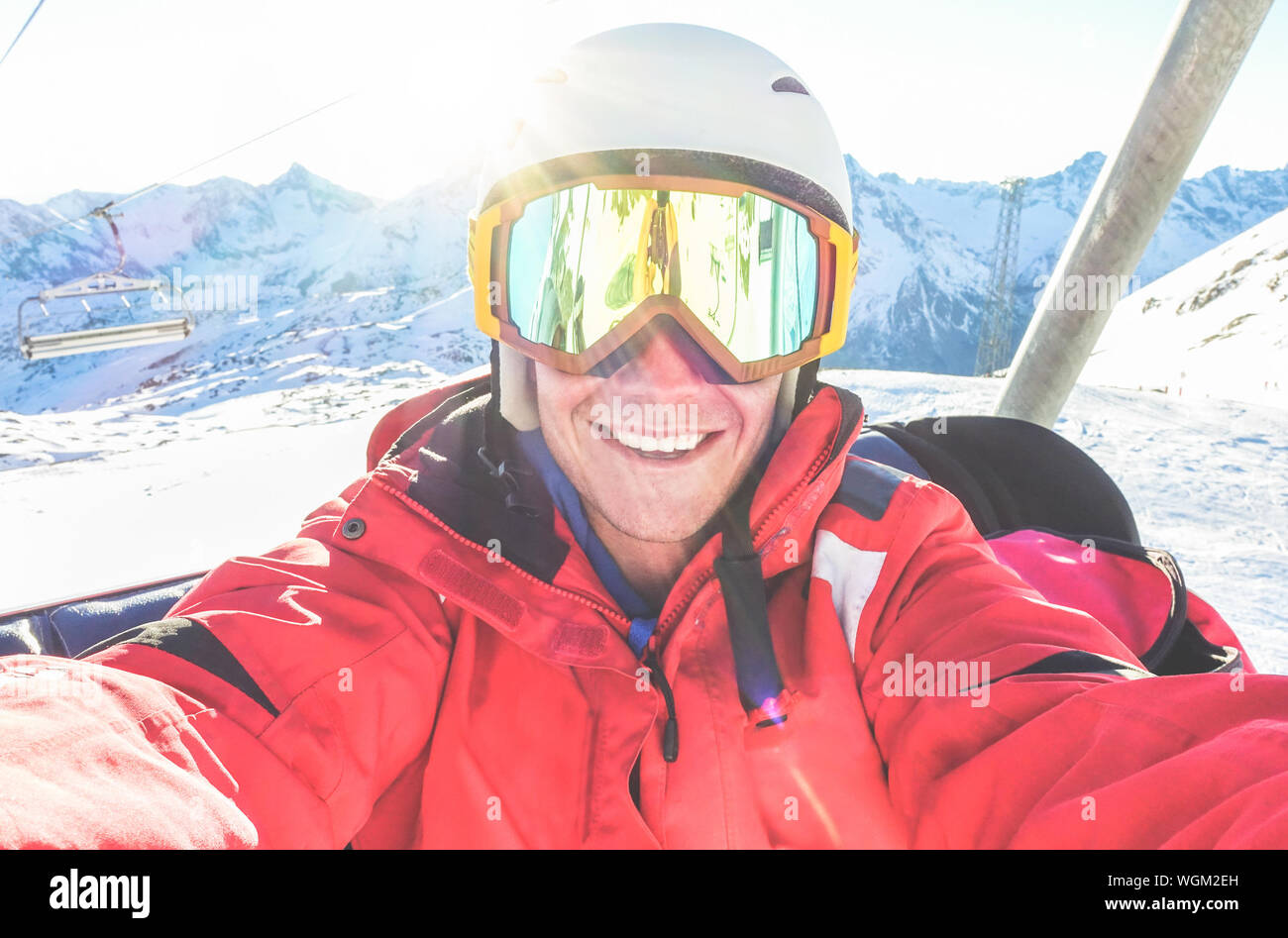 Wearing ski goggles hires stock photography and images Alamy