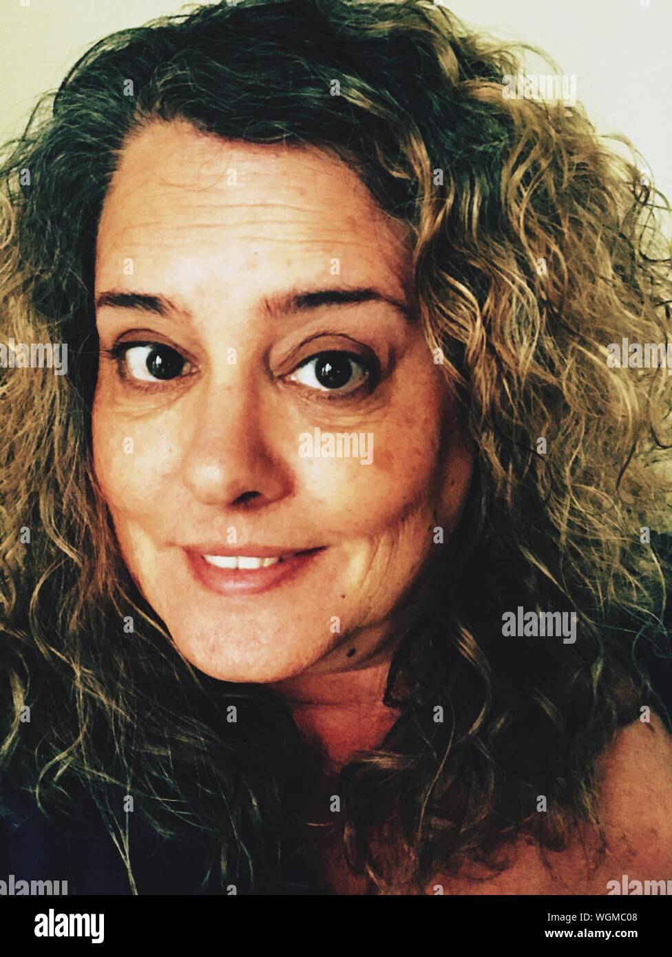 Mature woman smiling close up hi-res stock photography and images - Alamy