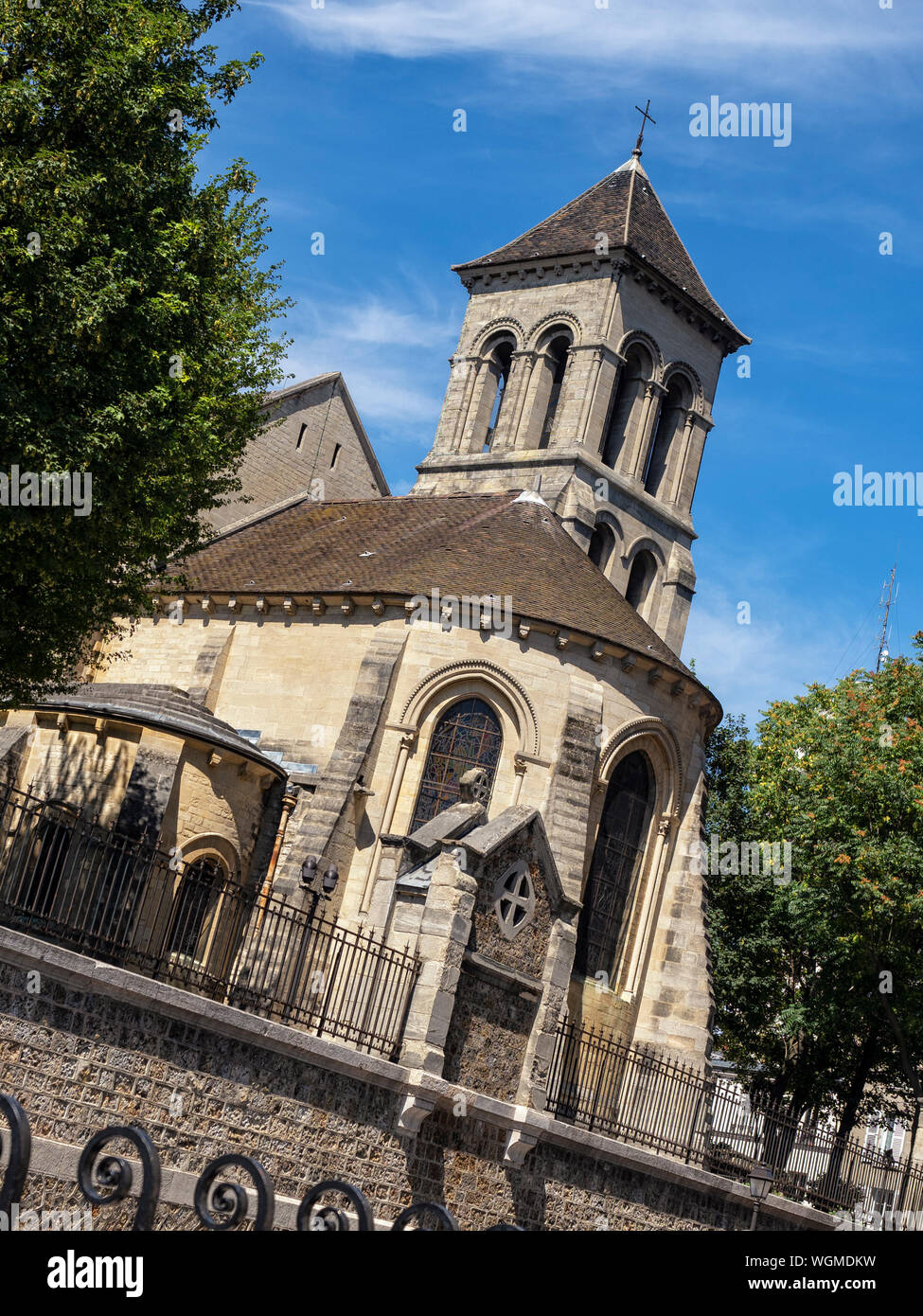 PARIS, FRANCE - AUGUST 04, 2018:   Exterior view of the Church of Saint-Pierre de Montmartre Stock Photo
