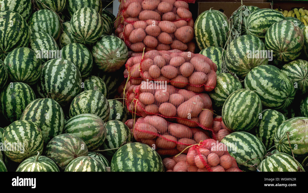 Potato sack market hi res stock photography and images   Alamy