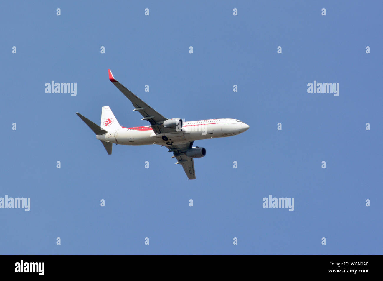 Air Algerie - Boeing 737-800 airplane Stock Photo - Alamy