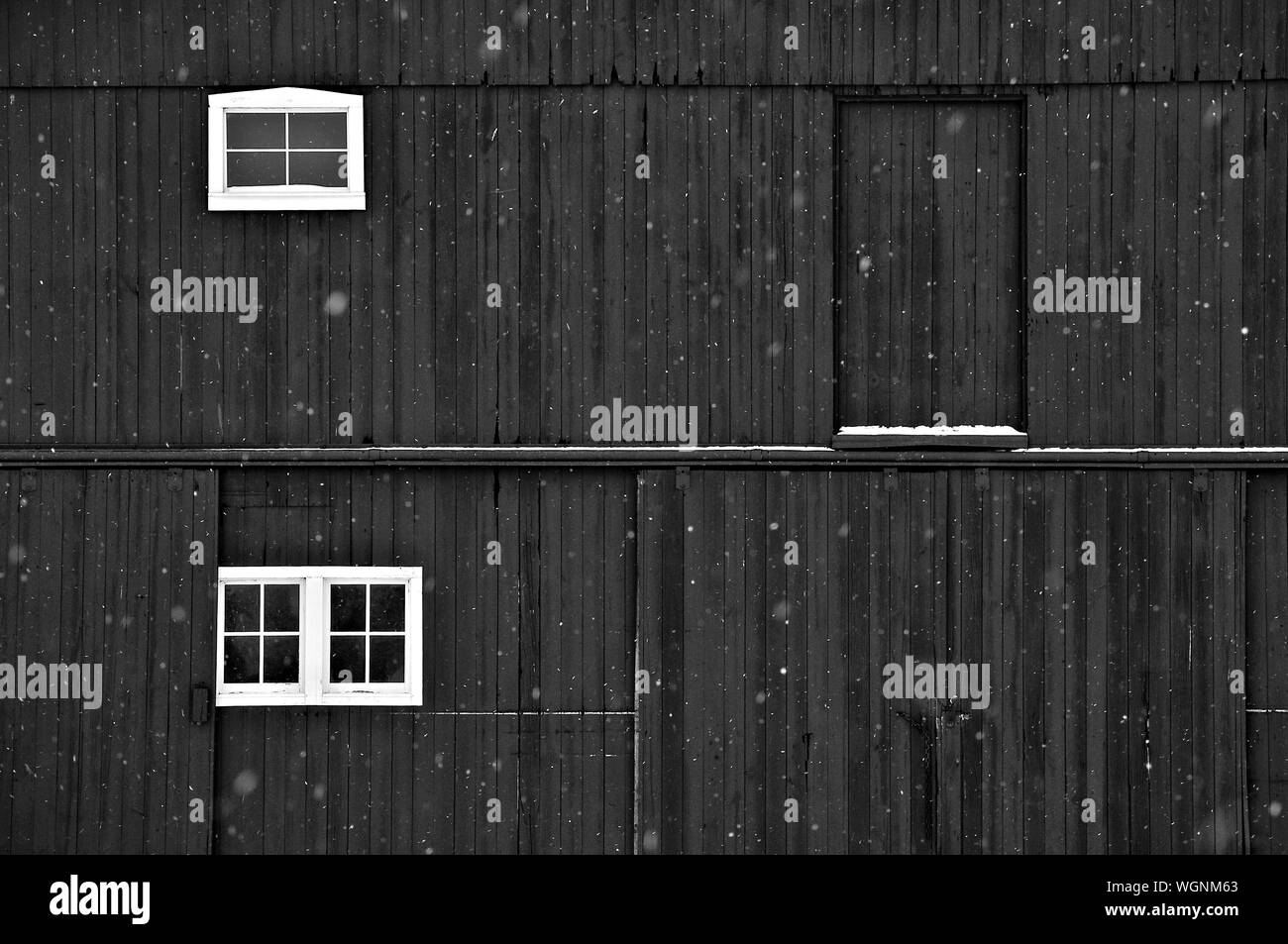 Log Cabin Black and White Stock Photos & Images - Alamy