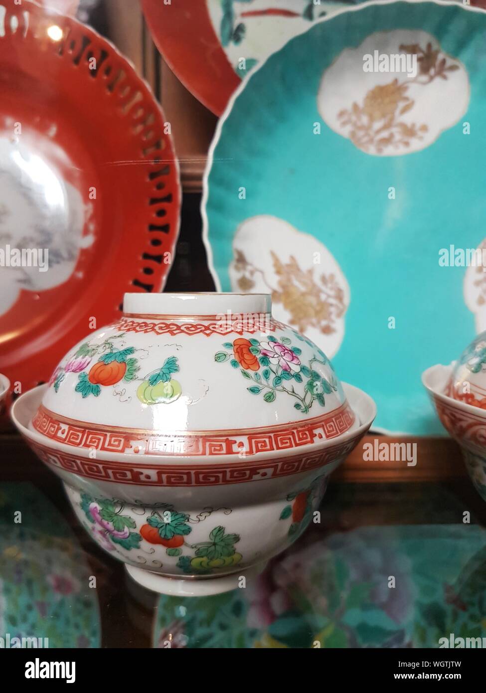 Chinese crockery hires stock photography and images Alamy