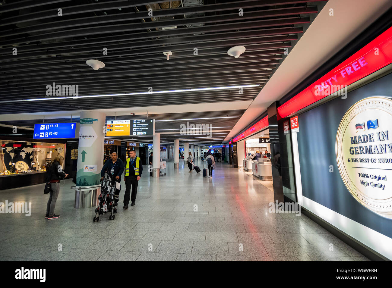 Duty free shop frankfurt airport hires stock photography and images Alamy