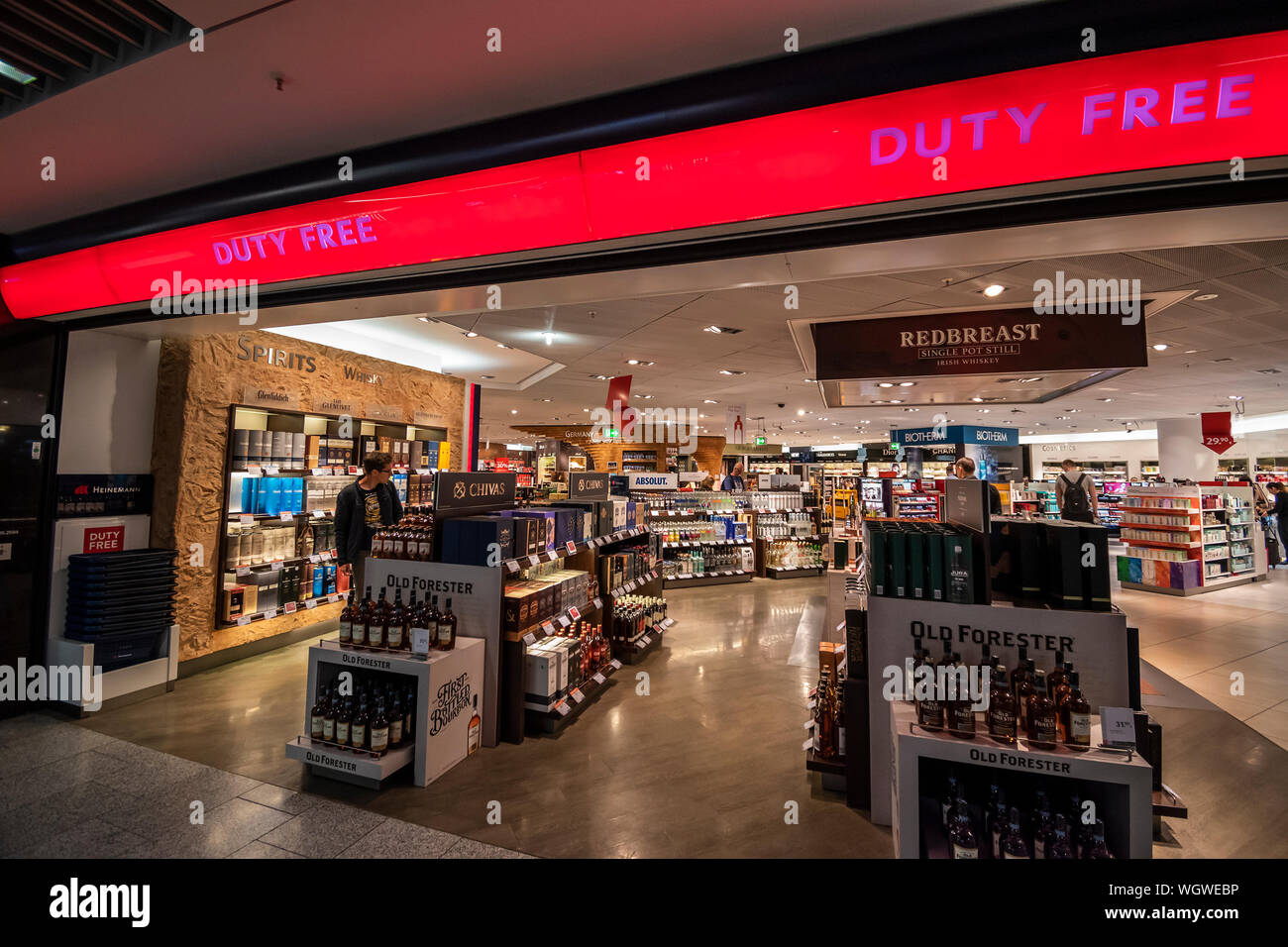 Duty free shop frankfurt airport hires stock photography and images Alamy