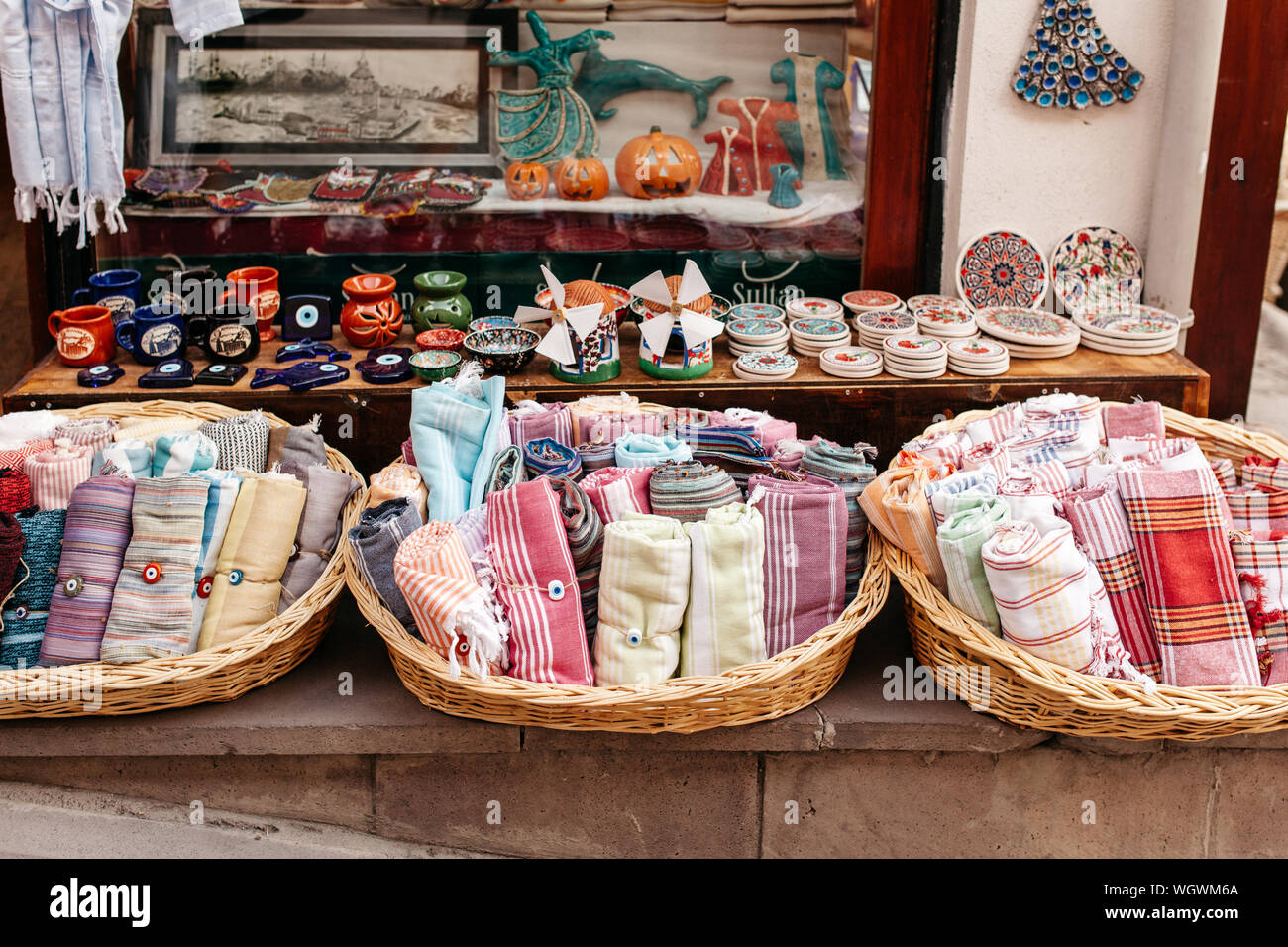 Various art objects hi-res stock photography and images - Alamy