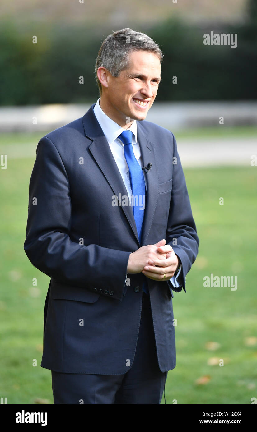 Education Secretary Gavin Williamson speaking to media in Westminster. Starting salaries for teachers could rise by up to £6,000 under Government plans to reform teacher pay. Stock Photo