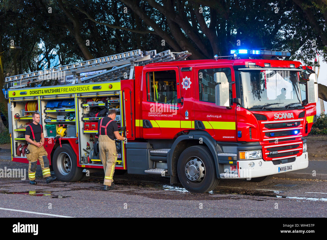 Fire engine lights hi-res stock photography and images - Alamy