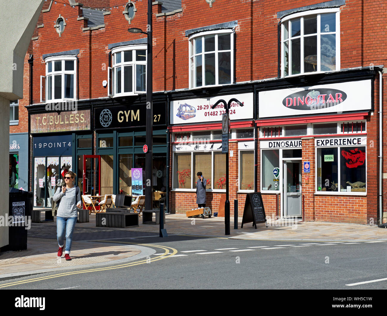 Shopping street hull hires stock photography and images Alamy