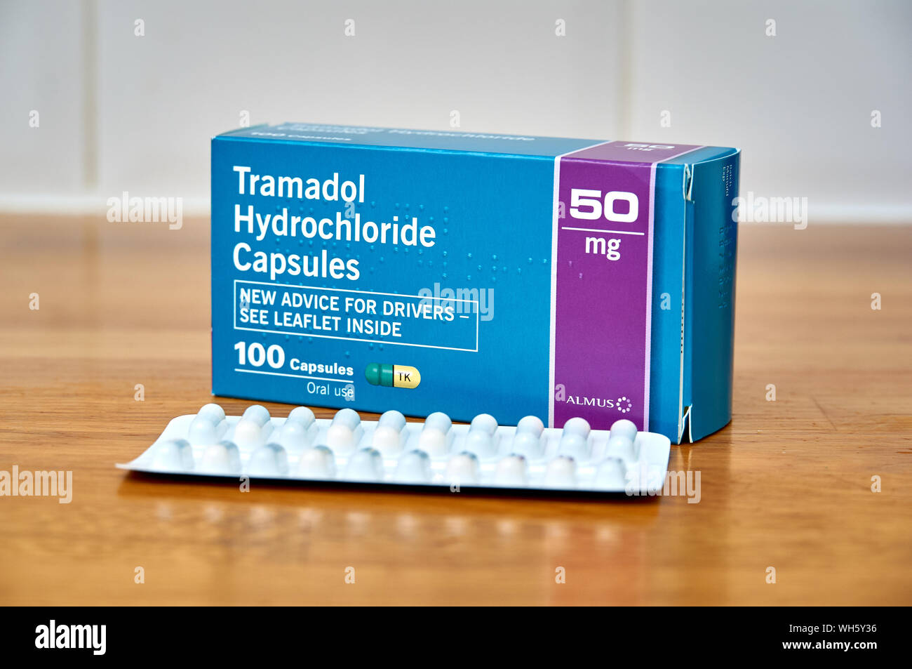 A Box Of Tramadol Hydrochloride Capsules Tablets A Strong Pain Relief Drug Stock Photo Alamy