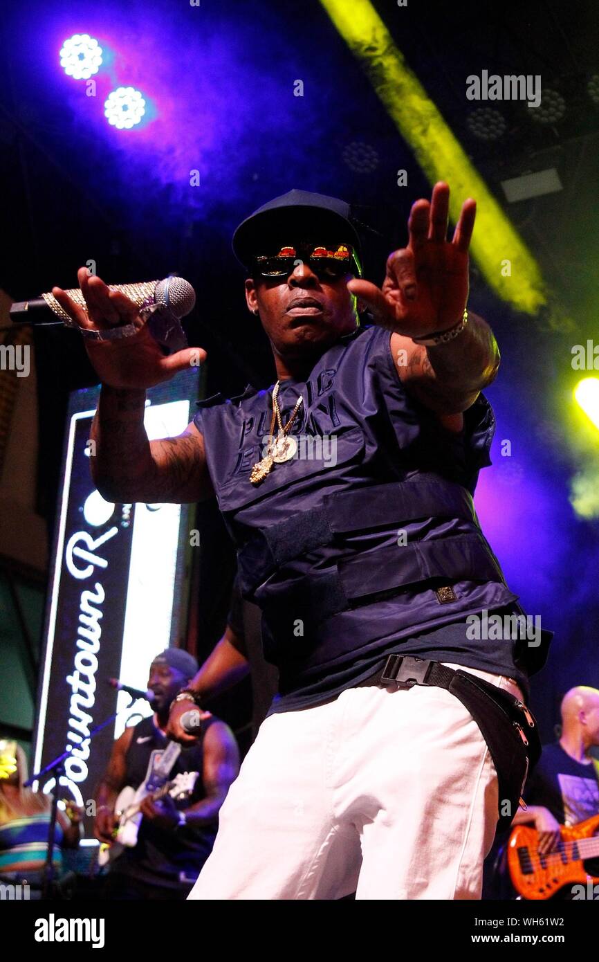 Fremont Street Experience Stages Hi res Stock Photography And Images fremont-street-experience-stages-hi-res-stock-photography-and-images