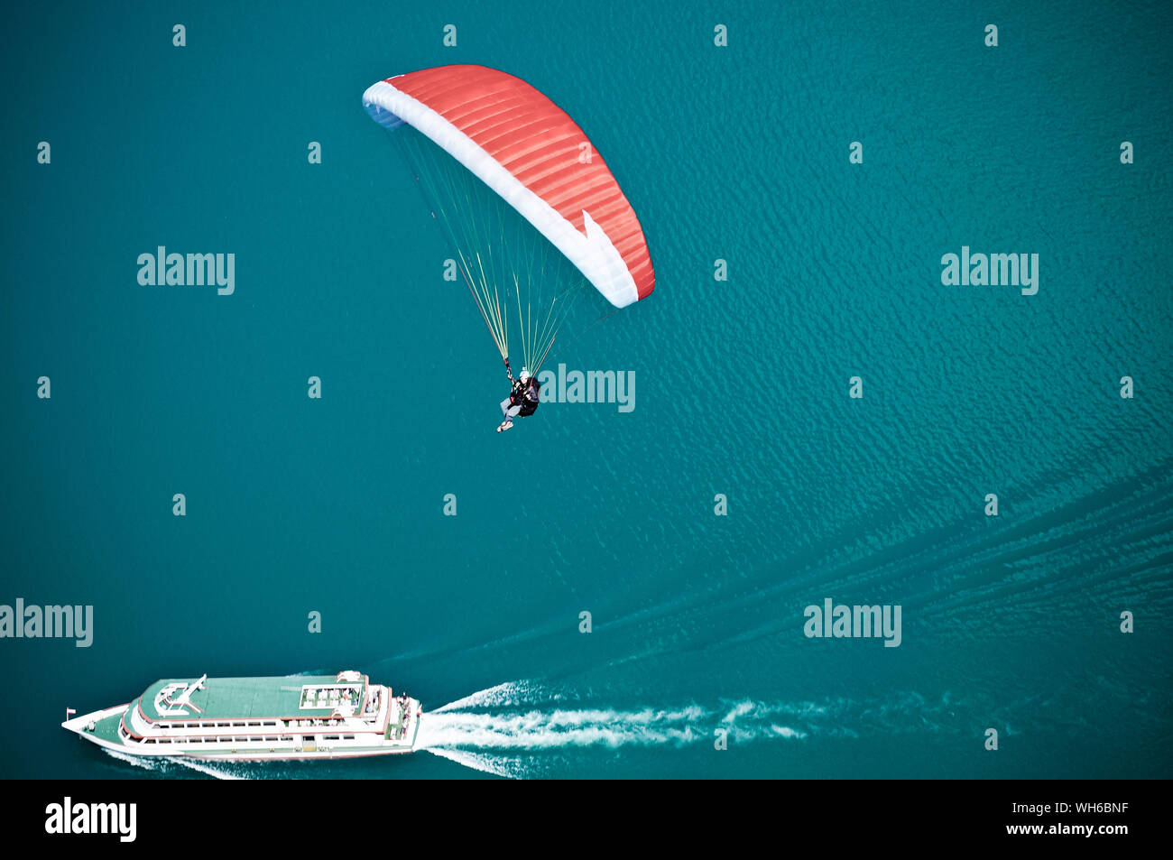 Paragliding boat hires stock photography and images Alamy