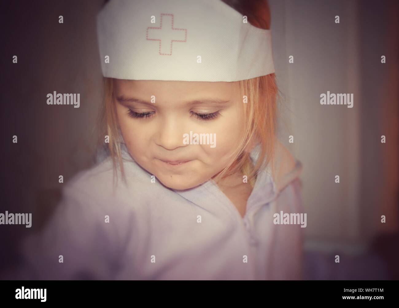 Girl nurse hi-res stock photography and images - Alamy