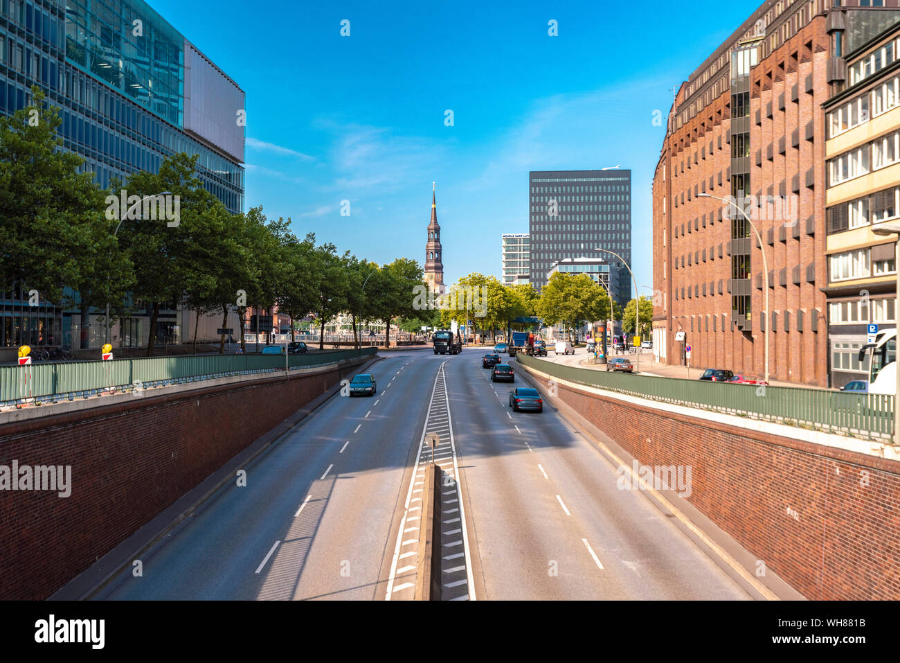 willy brandt straße 73 20459 hamburg