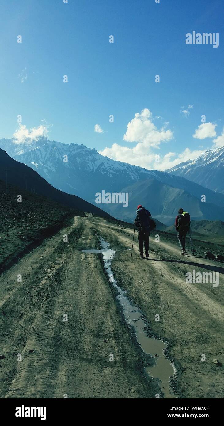 Two men trekking hi-res stock photography and images - Alamy
