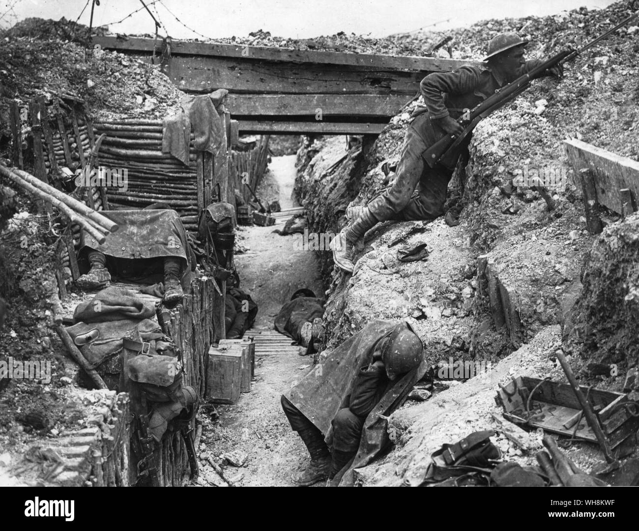 Battle of the Somme Front line Ovillers July 1916. British trenches on ...