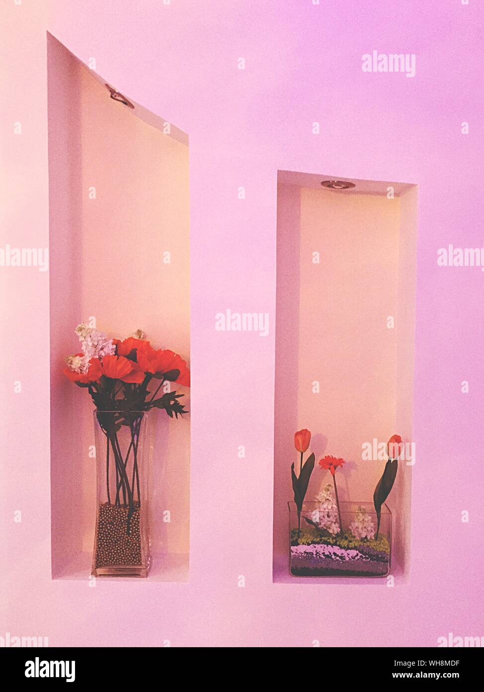 Interior wall niche hires stock photography and images Alamy