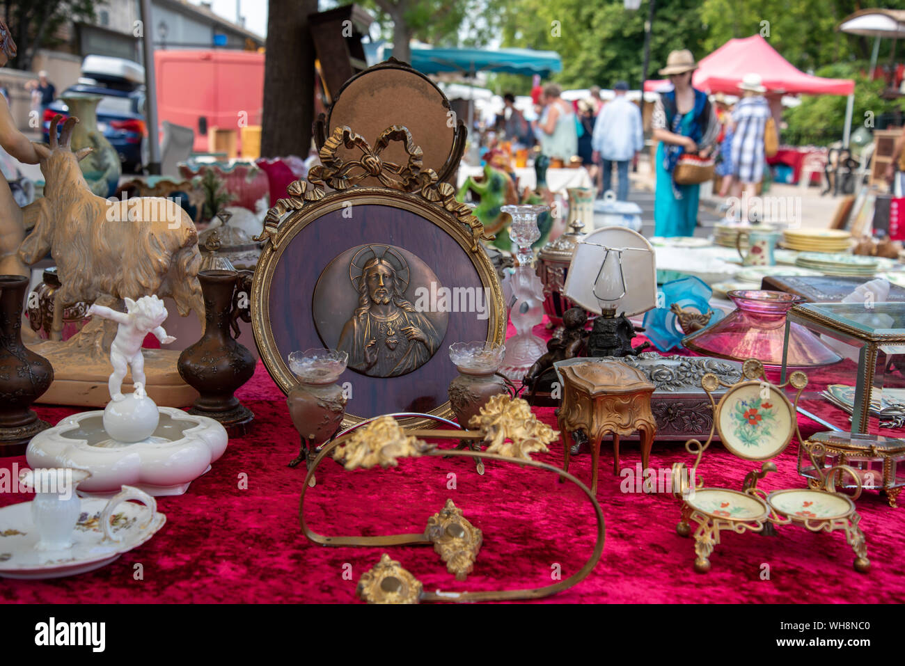 Antique Fairs and Flea Markets in France Stock Photo Alamy