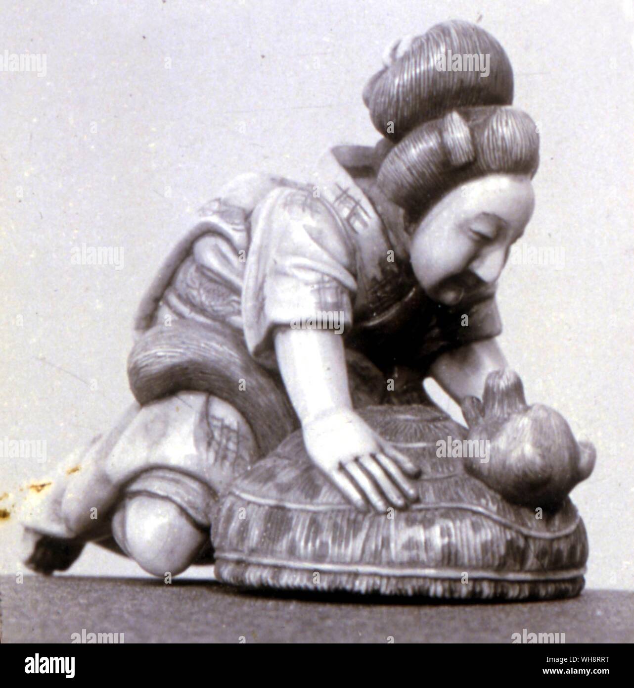 Netsuke japanese carving Stock Photo Alamy