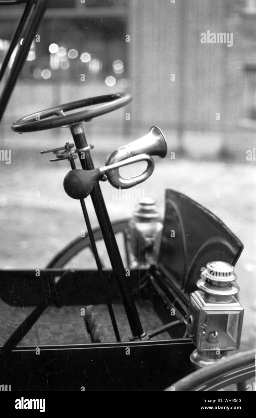 The horn and steering wheel of the Kiblinger Model N. Stock Photo