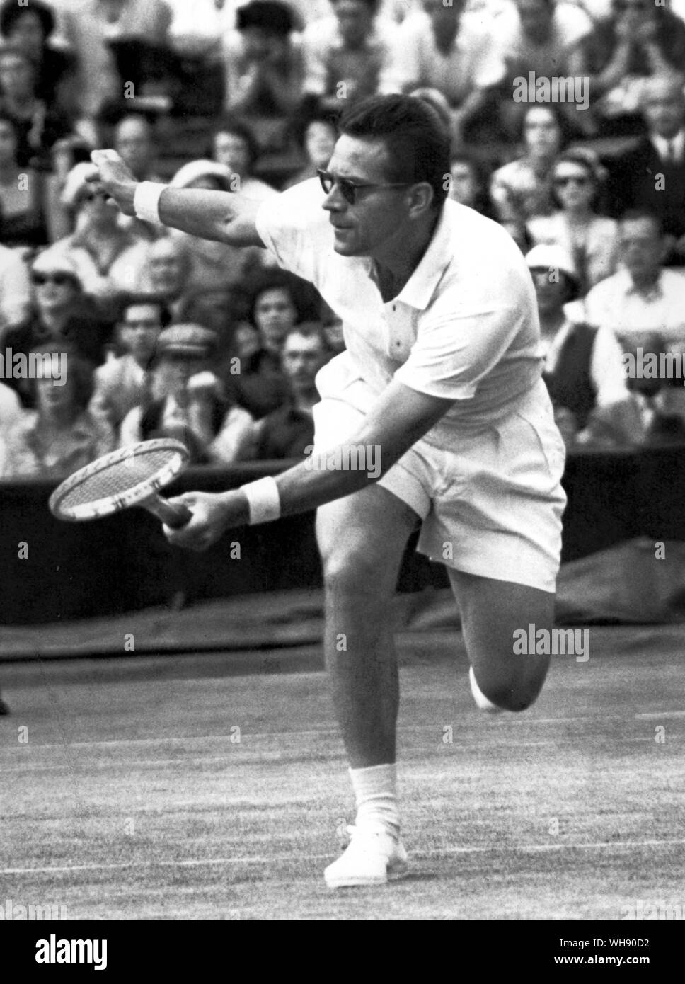 Jaroslav Drobny of Egypt at Wimbledon in 1953 Stock Photo - Alamy