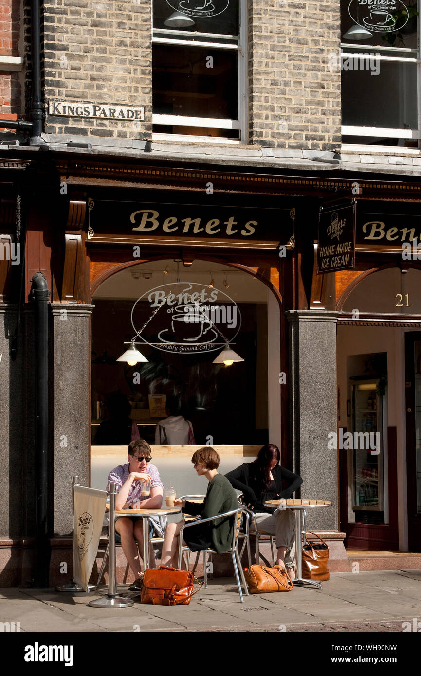 Al fresco dining at Benets cafe in the historic city of Cambridge, England. Stock Photo