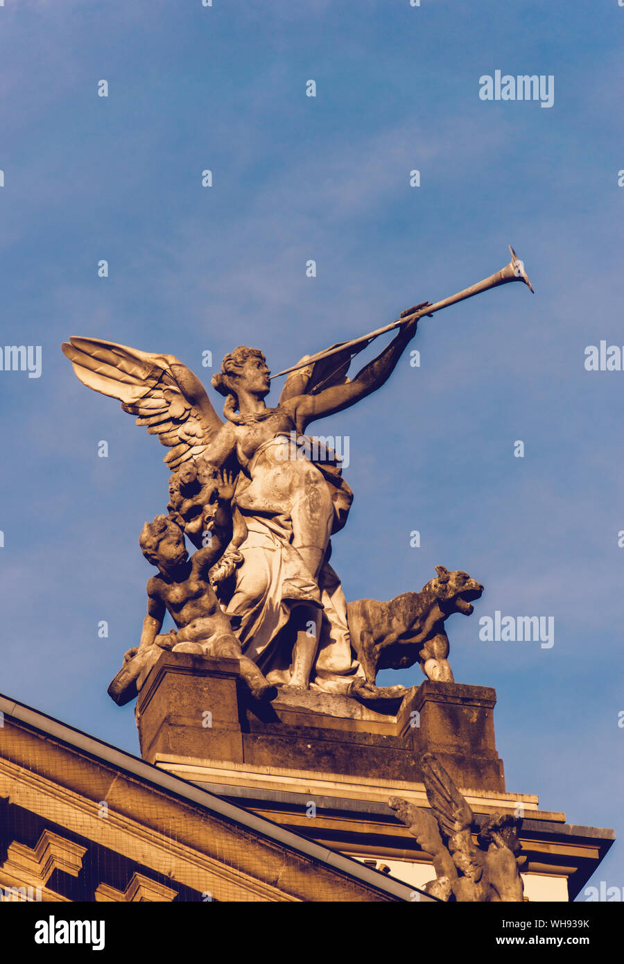 Low Angle View Of Statues On Top Of Hessisches Staatstheater Wiesbaden Stock Photo
