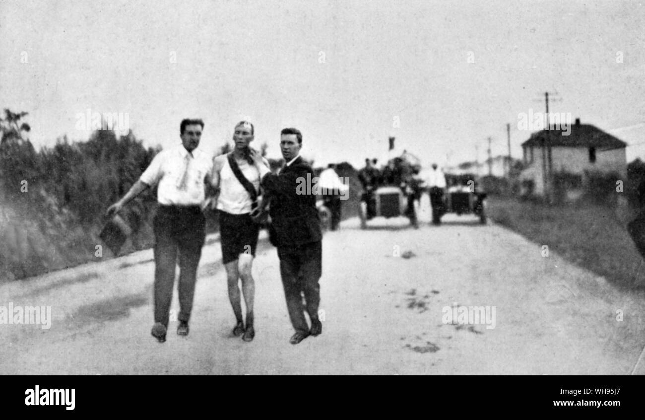 St Louis, USA.Olympic Games 1904: Thomas Hicks of the USA, being ...