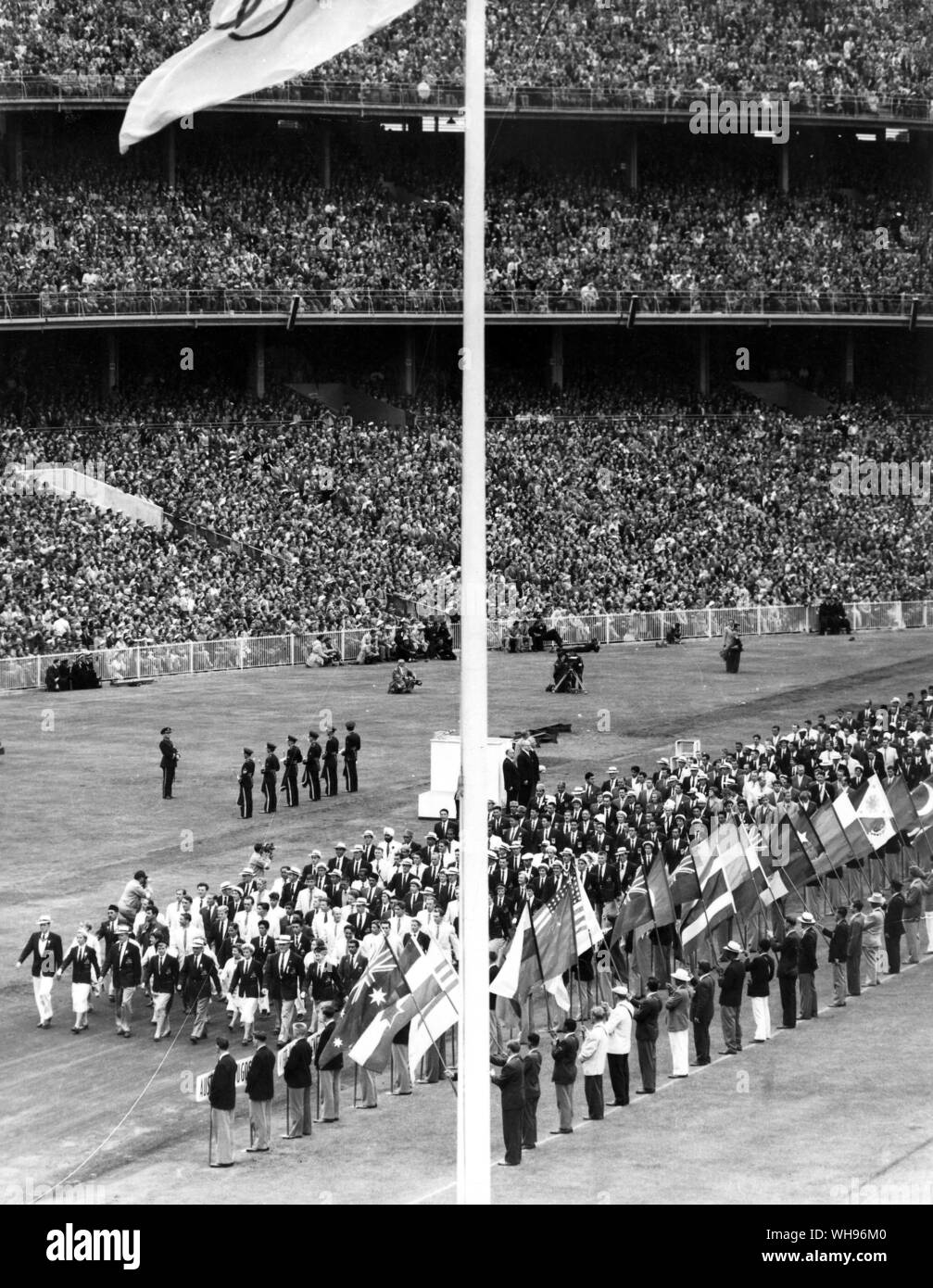 Aus., Melbourne, Olympics, 1956: Closing ceremony Stock Photo