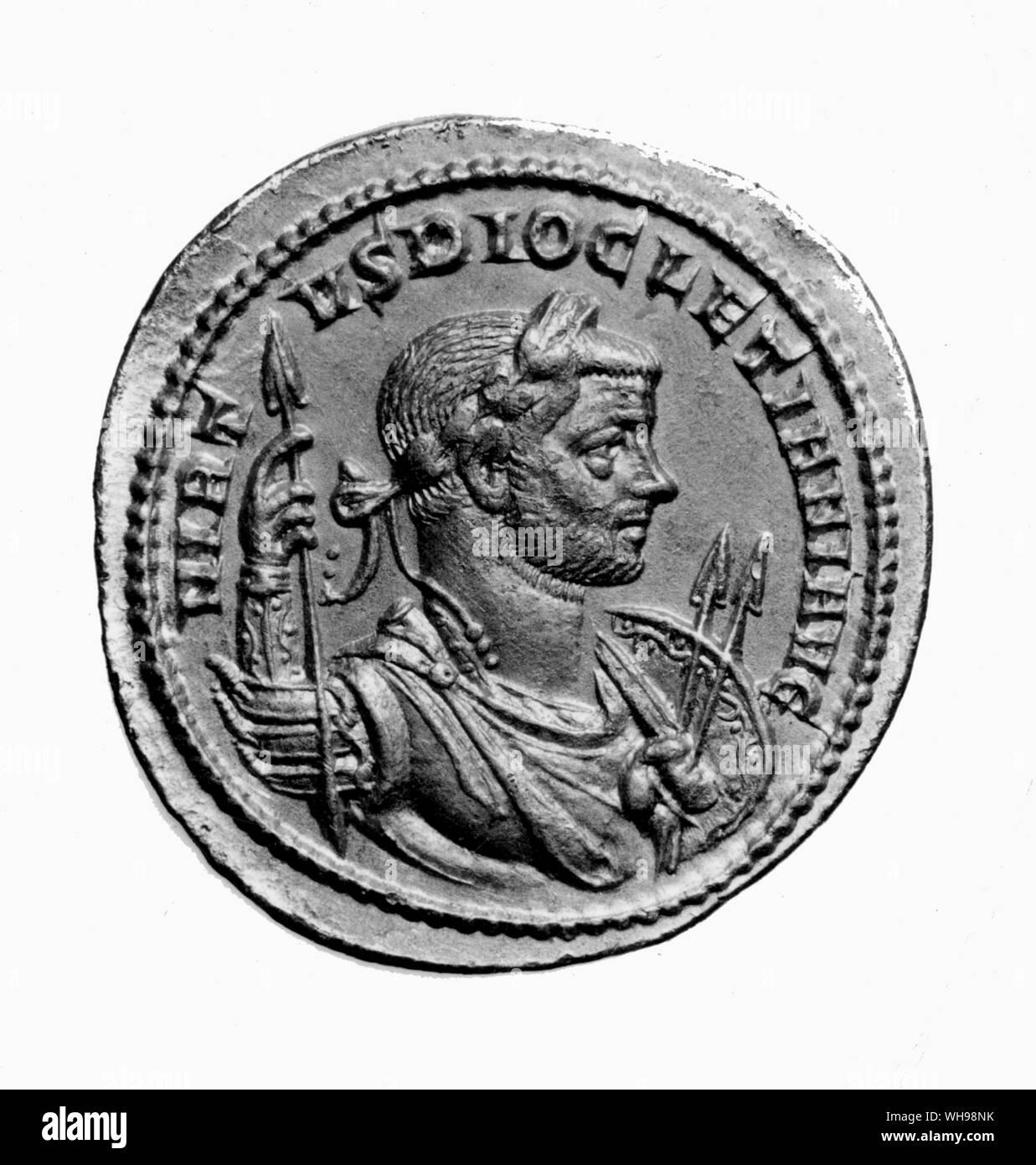 Gold coin of Diocletian Roman Emperor, A.D 284-305. Diameter 22mm. (Ashmolean Museum, Oxford) Stock Photo
