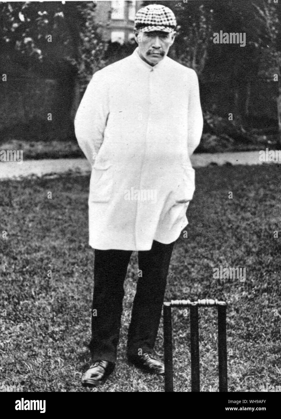 Jim Phillips 1860-1930 Umpire, originally a medium paced bowler from Victoria, came to England to study engineering play for Middlesex Stock Photo