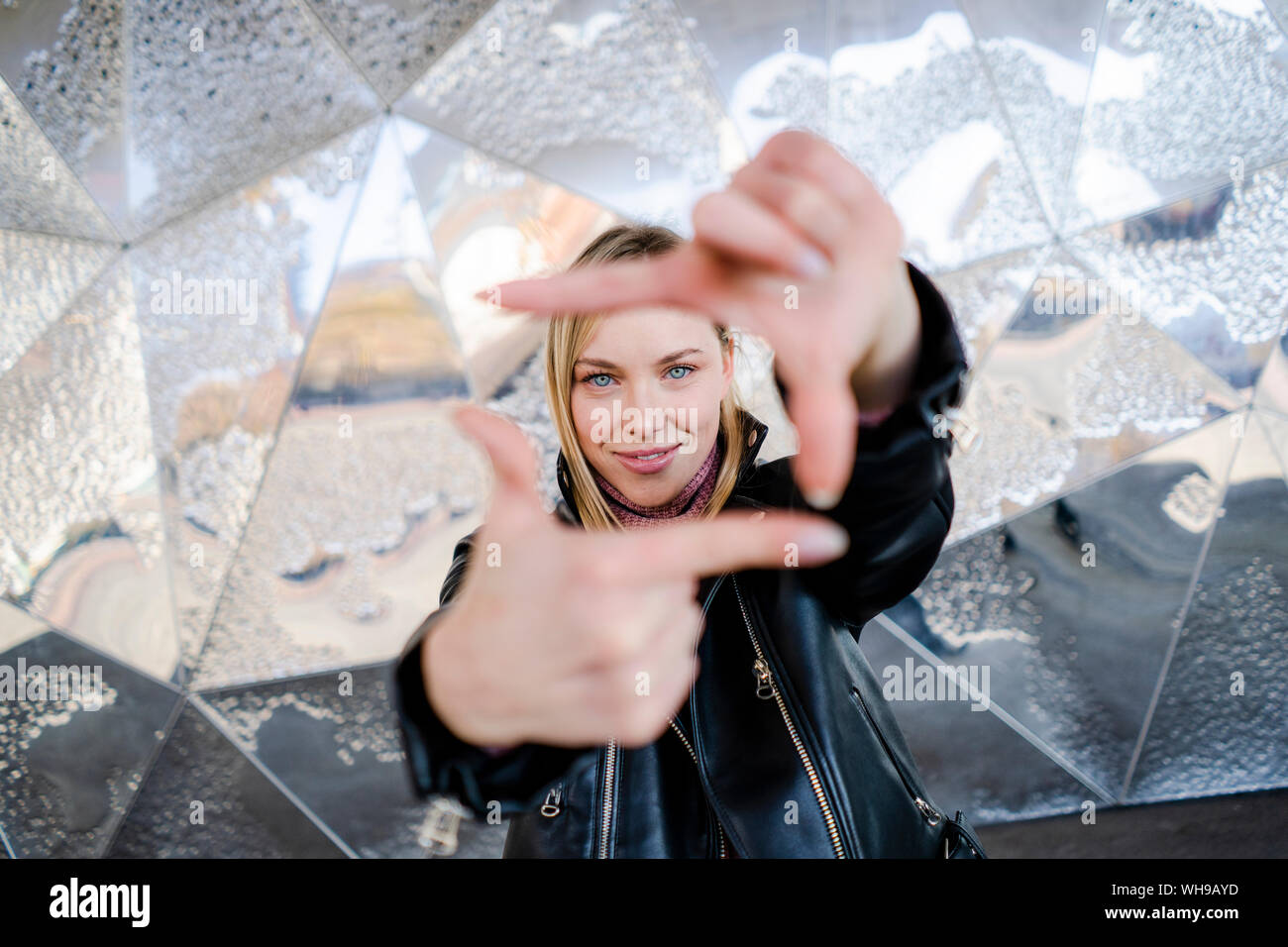 Woman thumb and index finger hi-res stock photography and images - Alamy