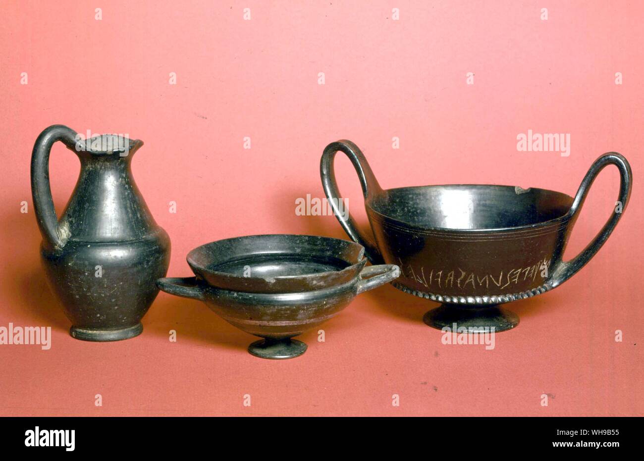 Etruscan bucchero ware  late 7 century BC Stock Photo